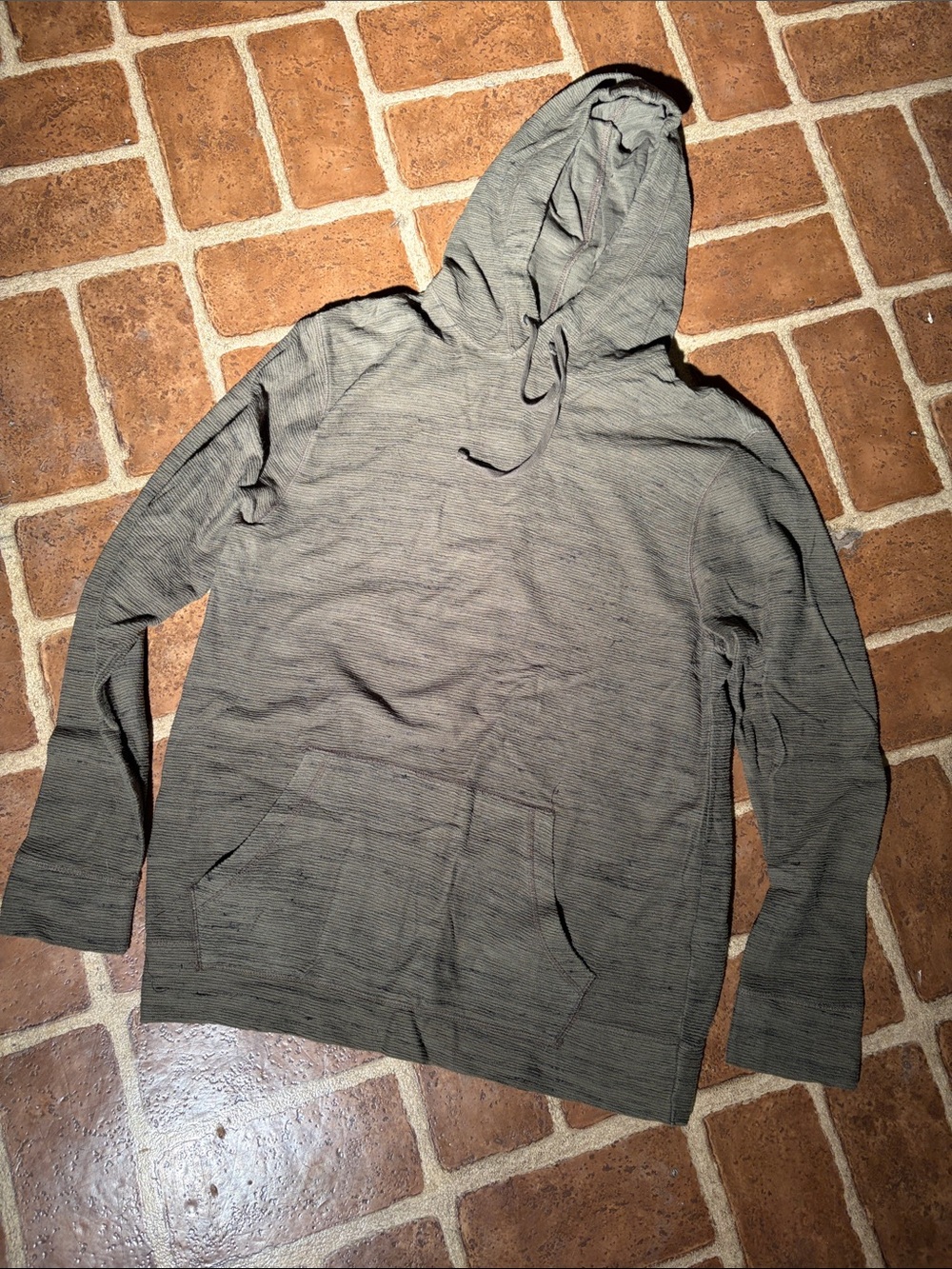 Old Navy Men's Hooded Pullover in Olive